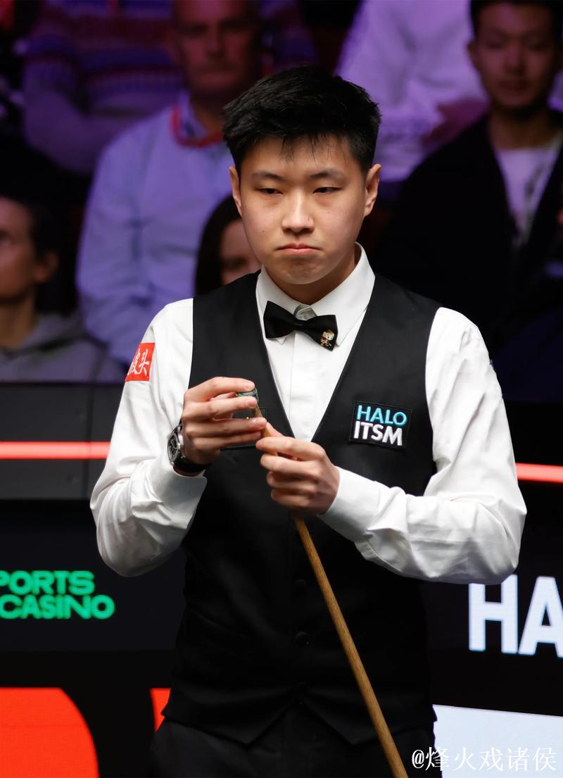 斯诺克大师赛:赵心童惜败希金斯 无缘四强 斯诺克大师赛:赵心童惜败希金斯 无缘四强